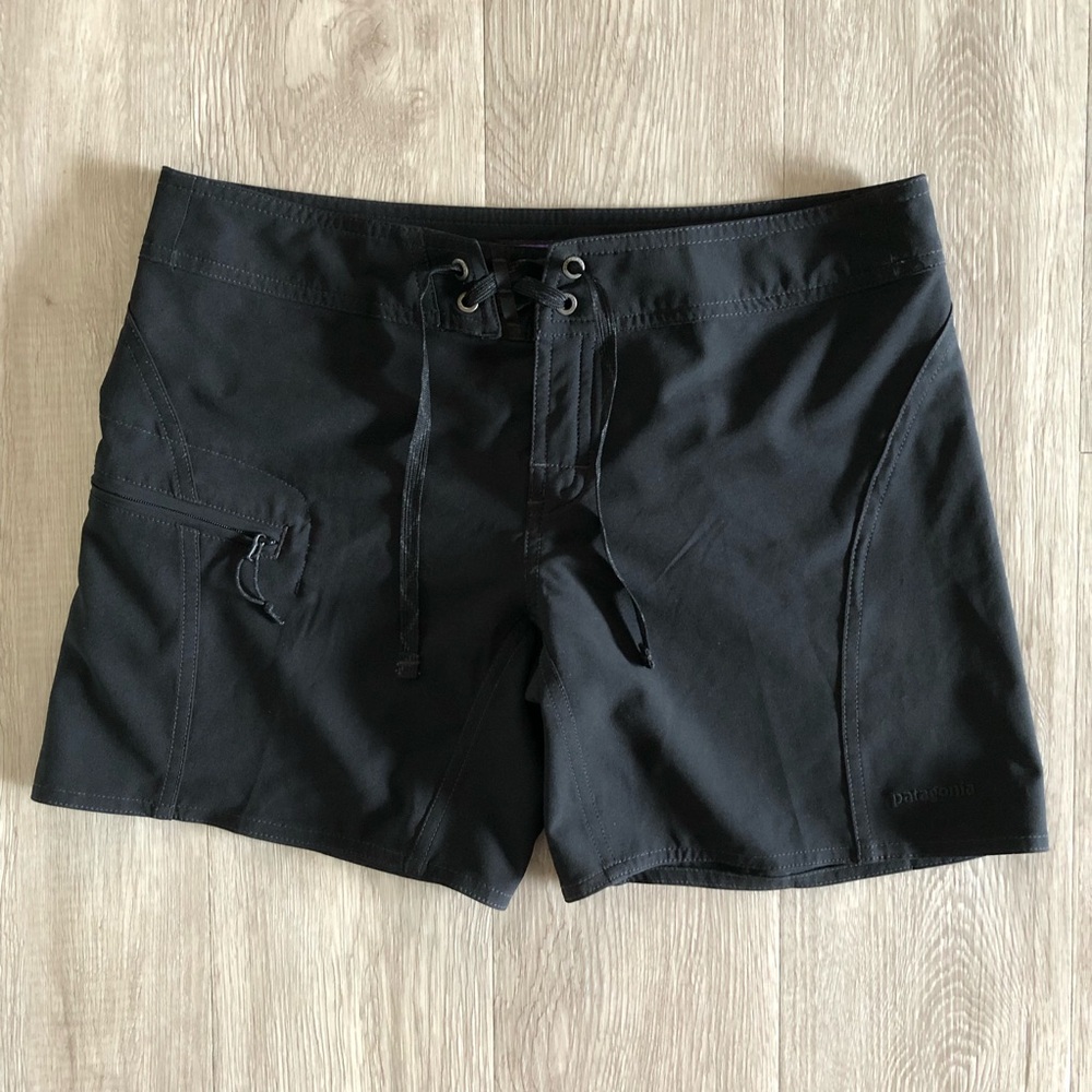 Patagonia Women’s Meridian Board Shorts Black Size 4
